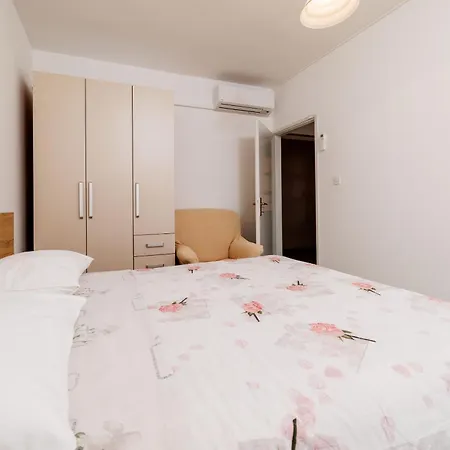 Apartment Ivan C *