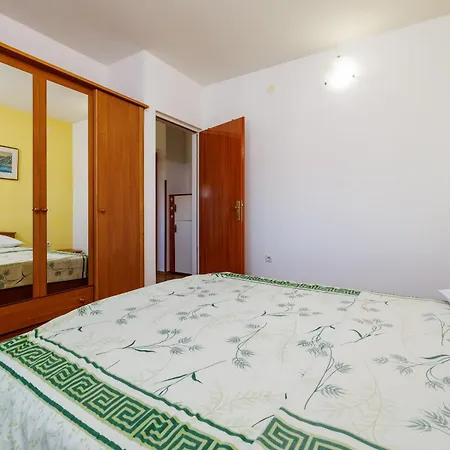 Ivan C شقة لوبار