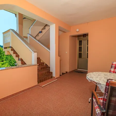 Appartement Ivan C *