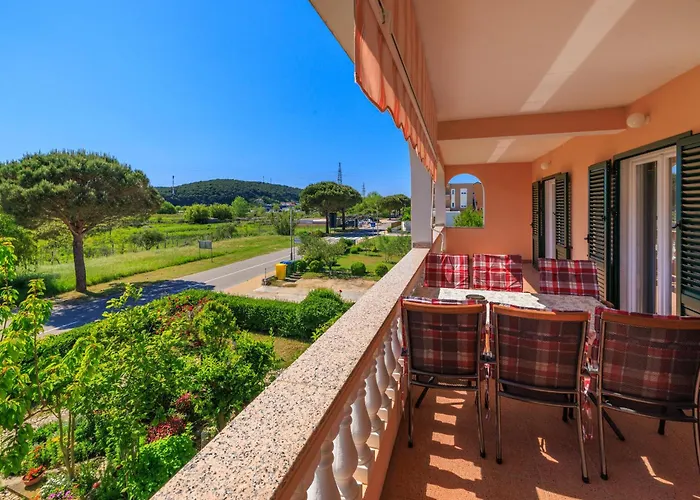 Ivan C 아파트 로파르